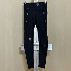 MONA B BLACK STAR LEGGINGS SZ MEDIUM